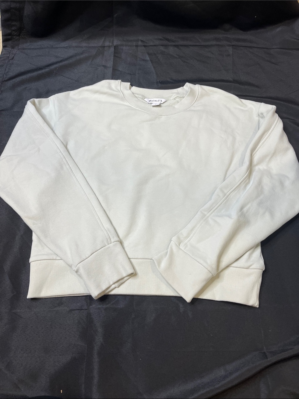 Athleta women’s crop Crewneck Sweatshirt - Light Cream size medium